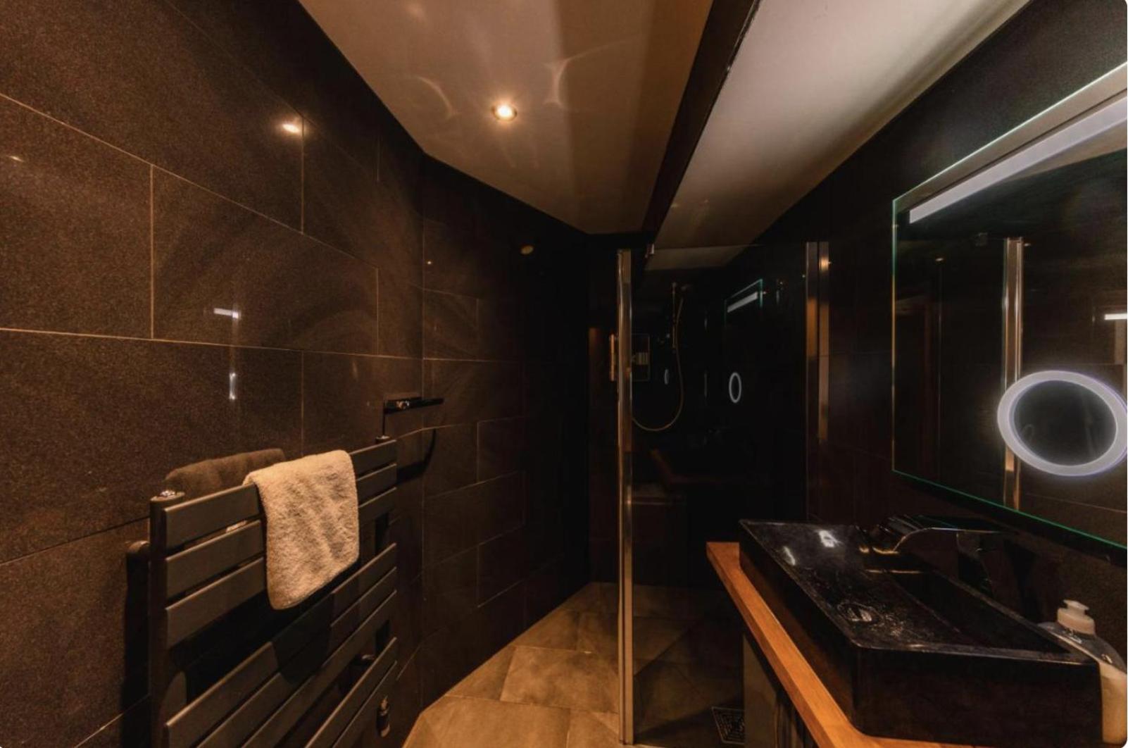 Superb Luxury Apartment By Canal - Central Édimbourg Extérieur photo
